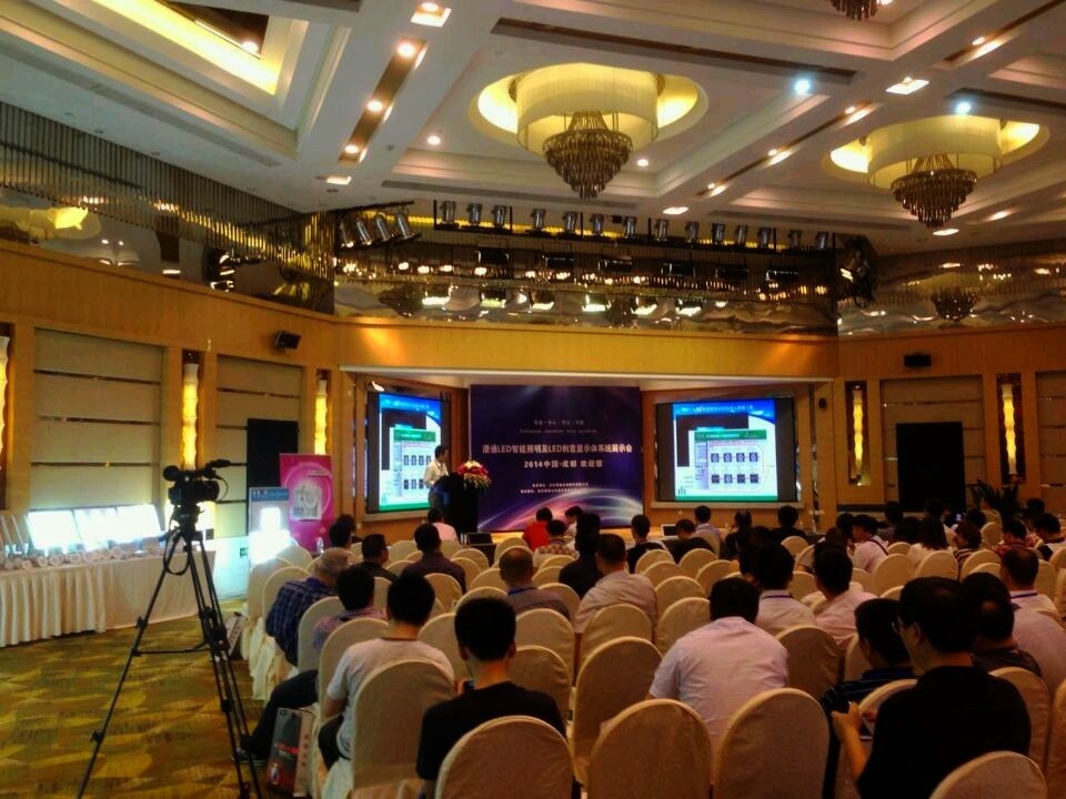 极品人妻VIDEOSSS人妻